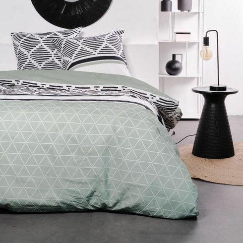 V7HE71F08ABD2767A8C19A5FC3C65764090R3438963P1