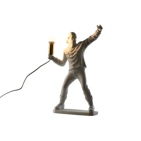 V7HB011F8A03E93B0AA48F7BAEEA0A1D58BR6383519P4